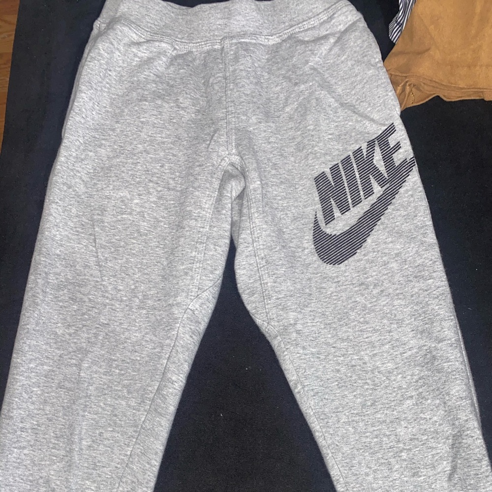 Nike Fleece Jogger Crop/Capri